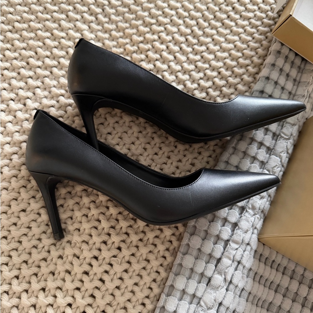 Michael Kors Black Slip on Heel - Picture 5 of 9